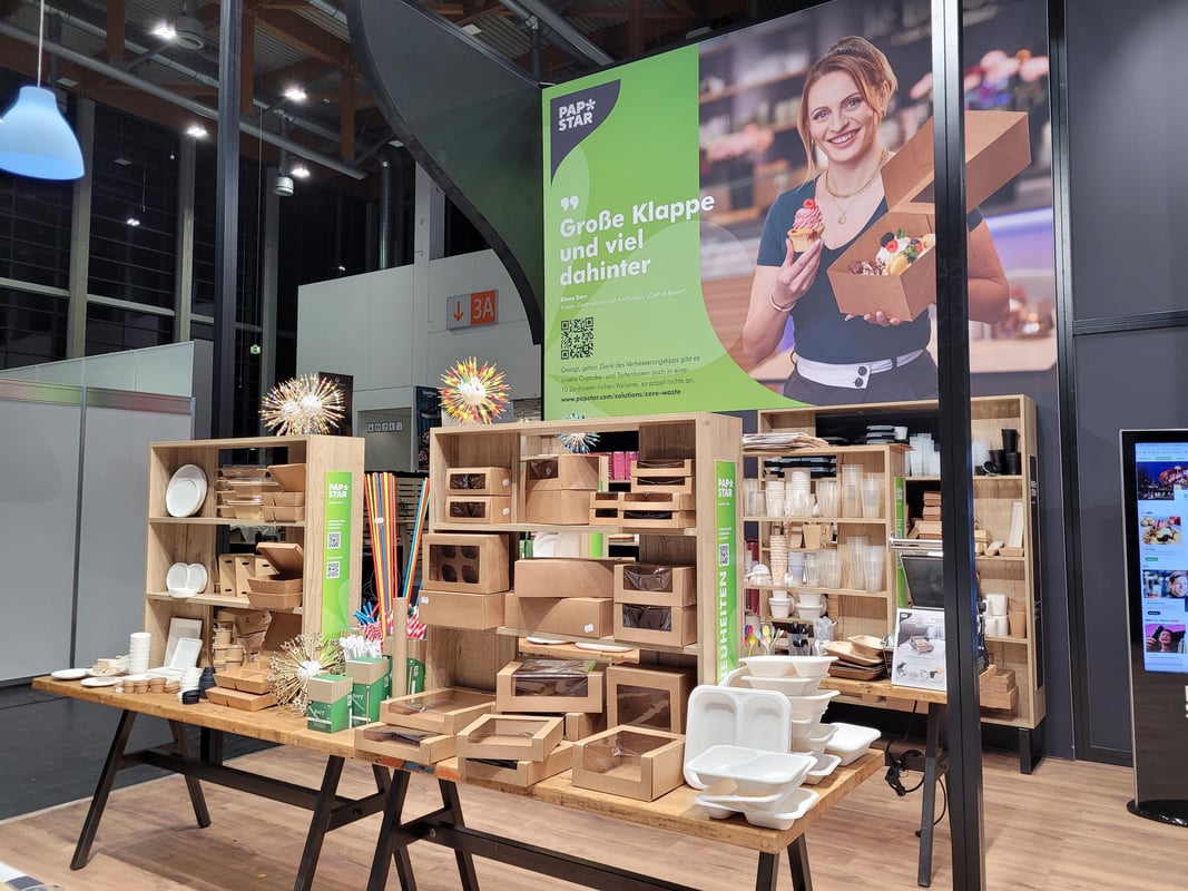 Papstar exhibition stand, cardboard packaging