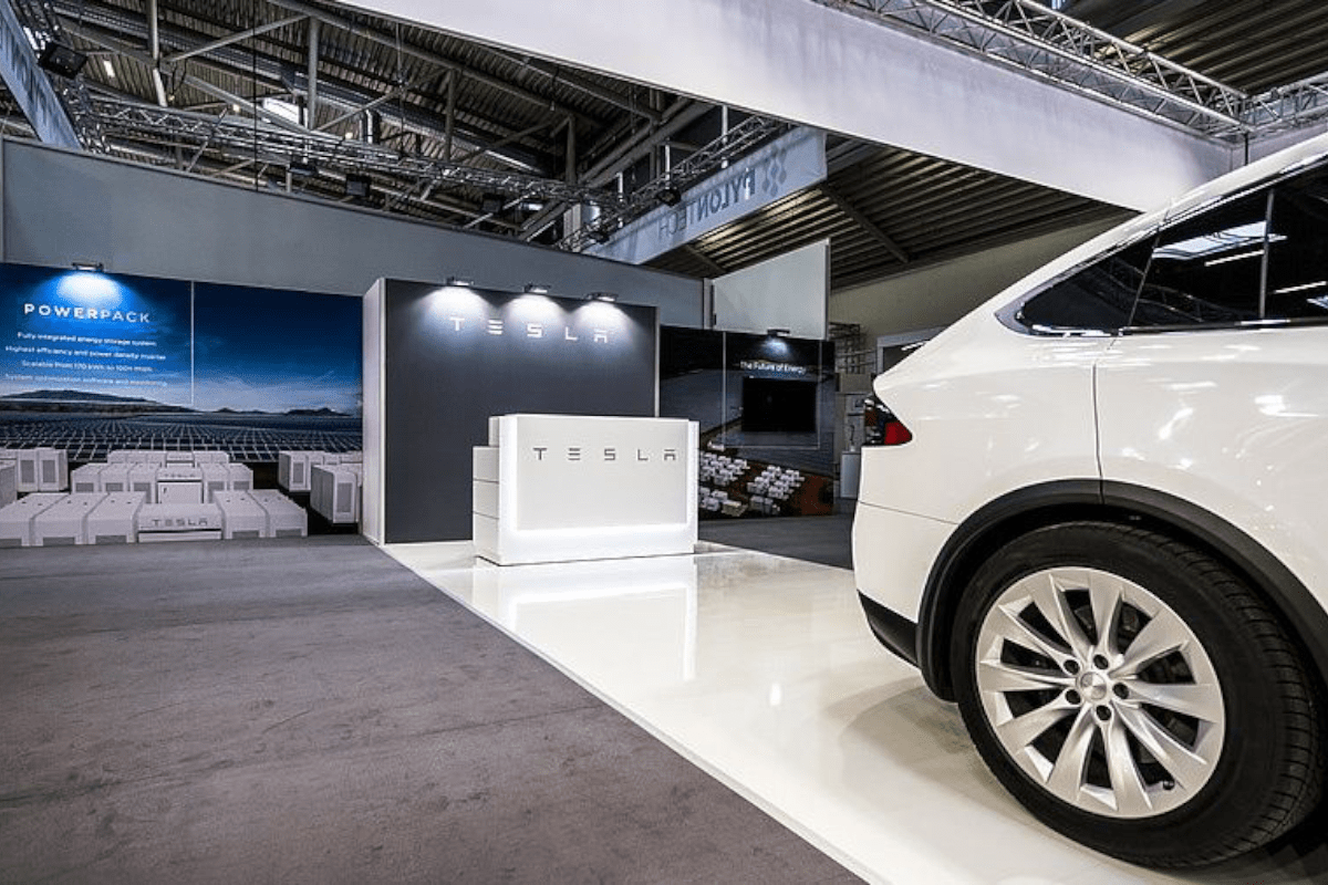 Individual exhibition stand for Tesla