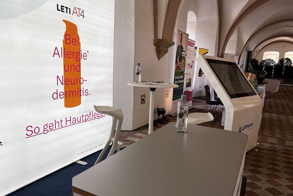 Mobiler Messestand für LETI Pharma